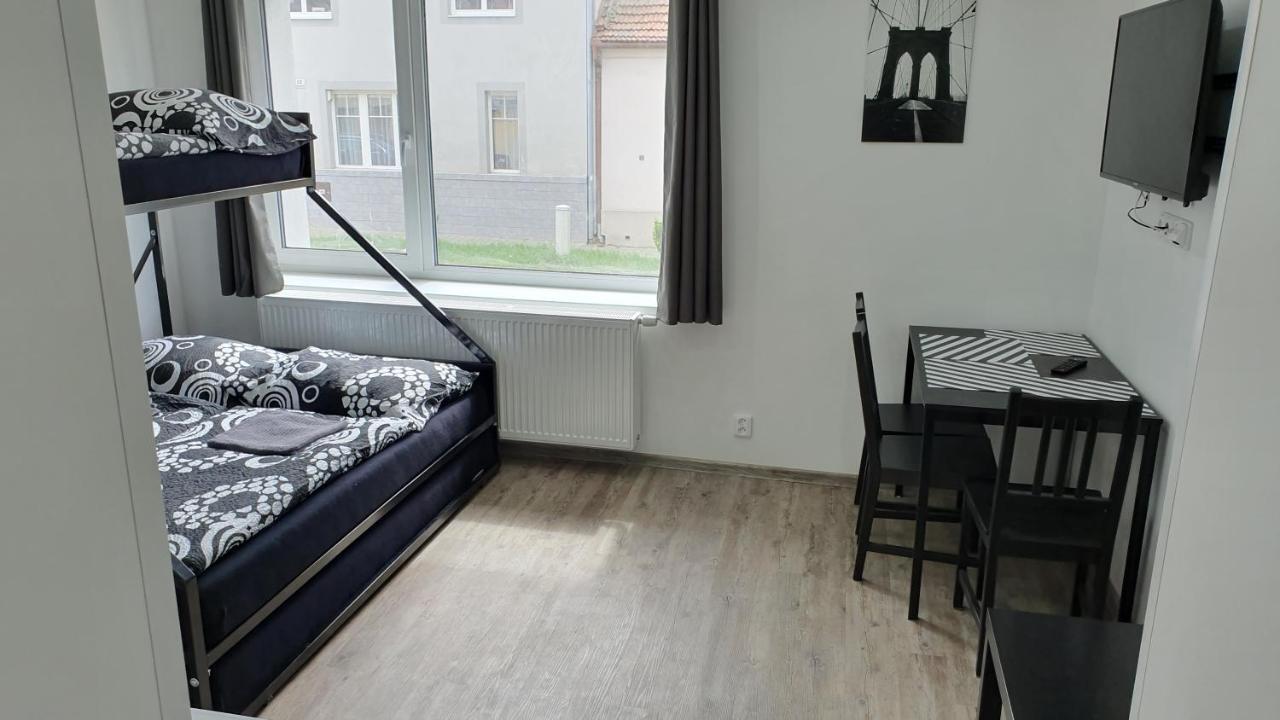 Small Apartments Denisa Business Brno Eksteriør billede